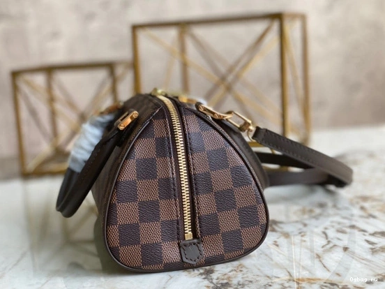 VINTAGE BAG LOUIS VUITTON 0812